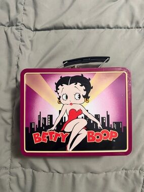 Betty Boop vintage 1997 lunch box